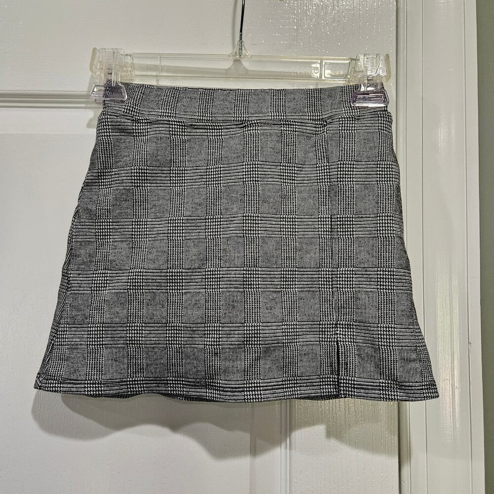 Art Class Girl's Size M (8)‎ Black and White Plaid Skort